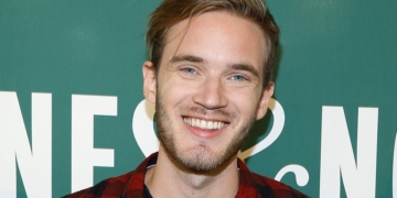 Disney drops YouTube star PewDiePie over anti-Semitism