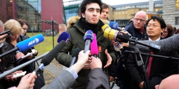 Facebook in court over refugee selfie fake news stories