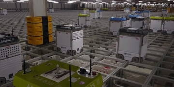 The Ocado warehouse run by robots