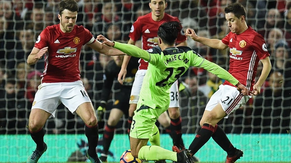 ISP raided by Spanish police over ‘football piracy’