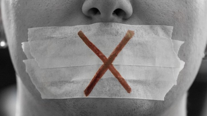 UN expert calls on Cameroon to restore net services