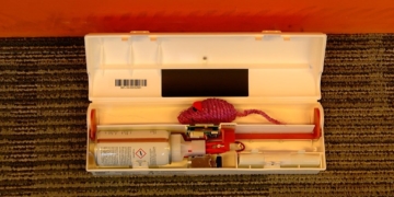 Mouse trap triggers internet alerts