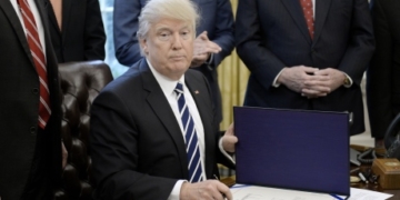 As Trump’s security fiascos mount, Flynn’s exit fails to bolster ‘make America safe again’ pledge