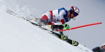 Stunning comeback gives Swiss skier world title