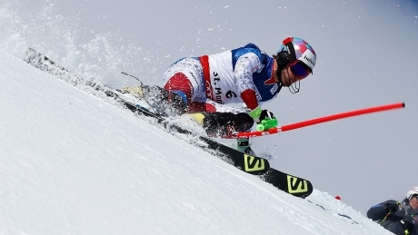 Stunning comeback gives Swiss skier world title