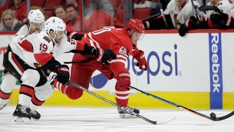 Hurricanes blow past Senators to halt 5-game losing streak