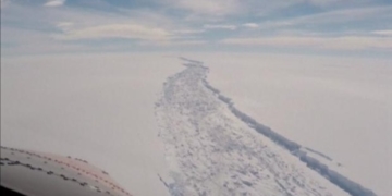 Large iceberg poised to break off Antarctic ice shelf