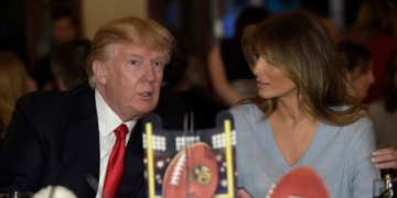 Legal battles to test Trump and his travel ban Monday