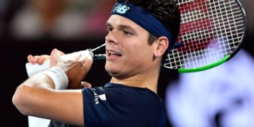 Raonic shows no sign of injury with easy win in Florida