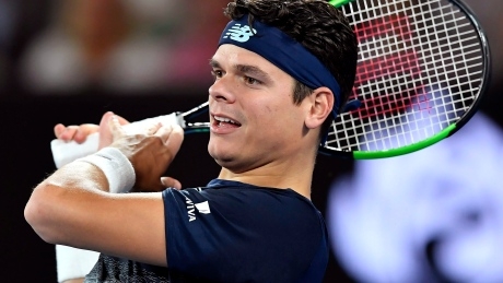 Raonic shows no sign of injury with easy win in Florida