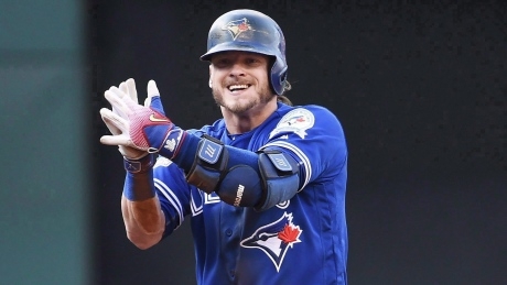 Blue Jays’ Donaldson ‘felt something’ in calf, MRI scheduled