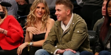 Love birds? Genie Bouchard grants 2nd date with Twitter guy