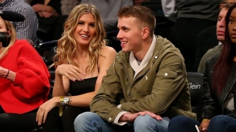 Love birds? Genie Bouchard grants 2nd date with Twitter guy