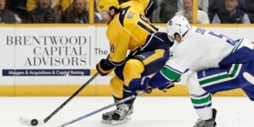 Predators hand Canucks 4th straight loss