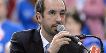 Tennis ump hit by Denis Shapovalov smash has surgery