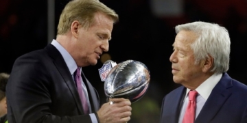 Patriots get last laugh as NFL commissioner booed off stage