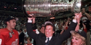 Mike Ilitch, owner of Red Wings, Tigers, dead at 87