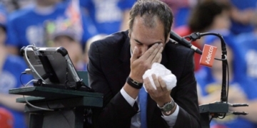 Canada’s Denis Shapovalov beans chair umpire, gets defaulted