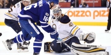 Leafs sunk by slow start in loss to Sabres