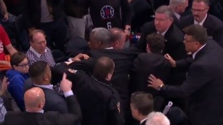 Former Knicks star Charles Oakley dragged out of MSG after altercation