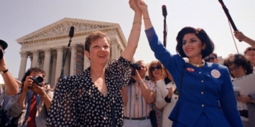 Norma McCorvey, who was at centre of Roe v. Wade, dead at 69