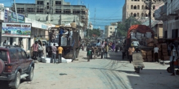 Suicide bomb in market in Somalia capital kills 18, wounds 25