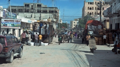 Suicide bomb in market in Somalia capital kills 18, wounds 25