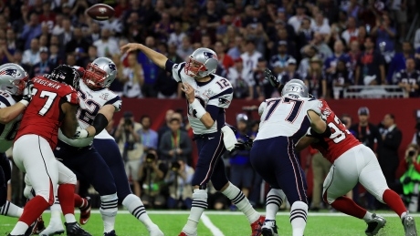 Super Bowl: Falcons, Patriots play to scoreless 1st quarter