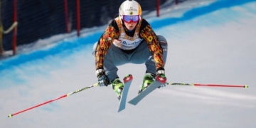 Marielle Thompson wins gold to clinch ski cross Crystal Globe