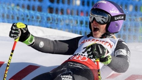 Tessa Worley regains giant slalom title at alpine worlds