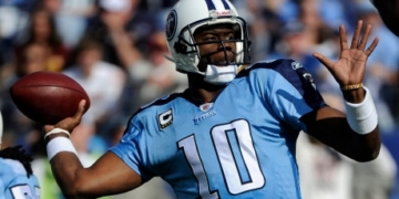 Riders talking with ex-NFL QB Vince Young: agent