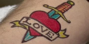 BBC arts editor gets tattooed by artist Lal Hardy