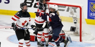 After winning wage battle, Americans now make Canada pay in women’s hockey opener