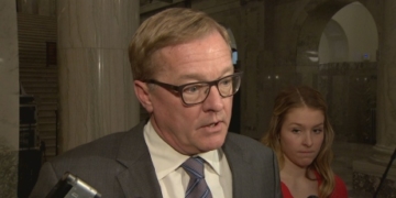 Jason Kenney’s views on gay-straight alliances called ‘extremist’ by Alberta education minister