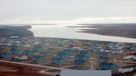 Kashechewan action plan to be signed today and chief says moving homes best use of money