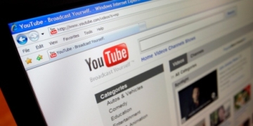 Google’s YouTube loses more advertisers over offensive videos