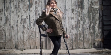 Toronto woman launches rights complaint over washroom access