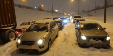 Trucker accused of triggering highway chaos in Montreal arrested
