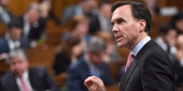Bill Morneau delivers budget speech LIVE