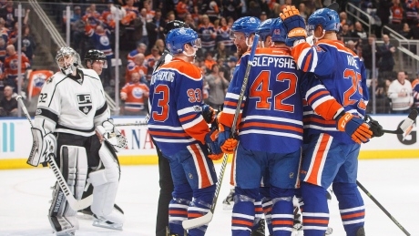 Edmonton Oilers qualify for NHL playoffs for 1st time in 11 years
