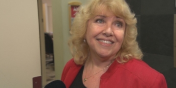 Lynn Beyak tells residential school survivors she wants audit of all First Nations spending