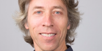 Inuit language ‘crisis’ in Nunavut demands more funding for teachers, academics say