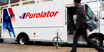 Purolator stops accepting new parcels as threat of strike looms