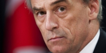 Former vets ombudsman considers NDP leadership bid, criticizes ‘elite’ Liberals and Tories