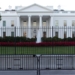 Intruder arrested on White House grounds