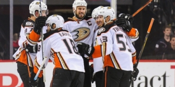 Flames swept by Ducks