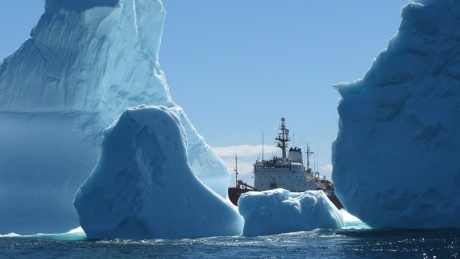 Unusually high number of icebergs affecting shipping lanes in North Atlantic