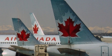 Air Canada plane lost wheel before leaving Montreal and landing in London