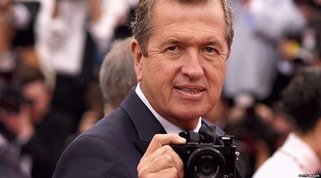 Mario Testino auctions off his private collection