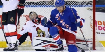 No comeback for Senators as Rangers cruise to easy Game 3 win